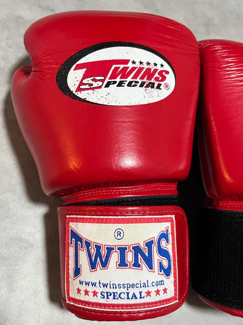 Twins ツインズ ボクシンググローブ 赤 レッド 12oz