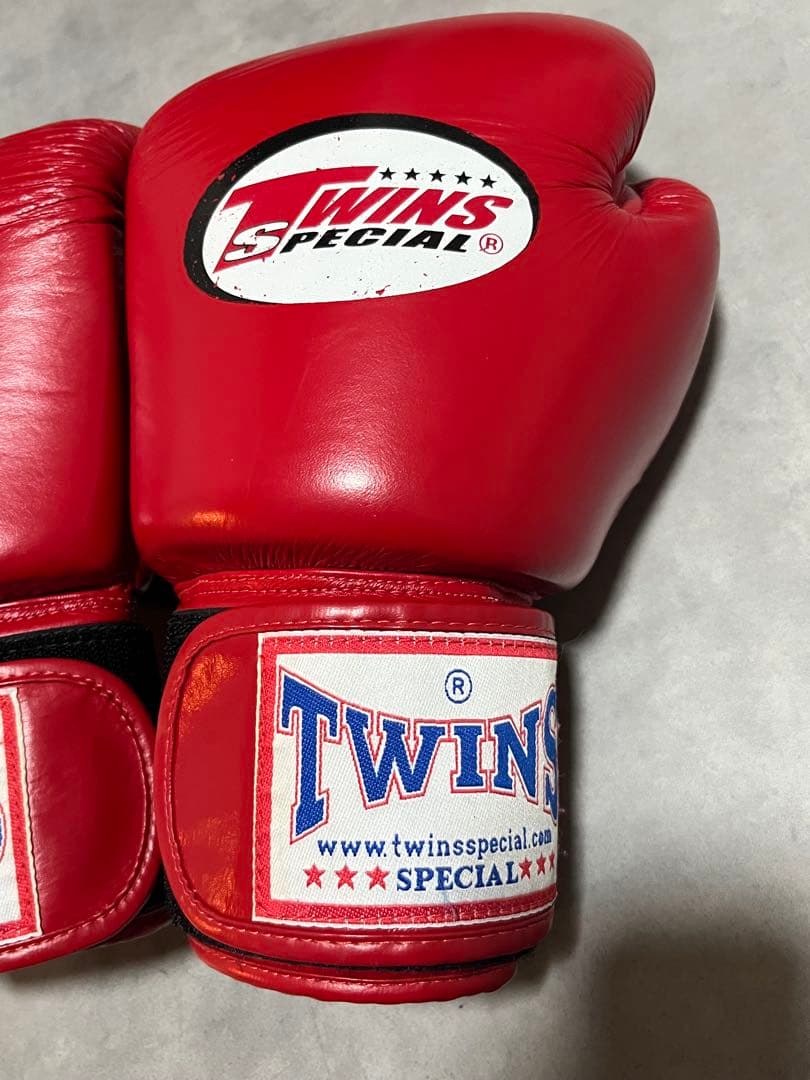 Twins ツインズ ボクシンググローブ 赤 レッド 12oz