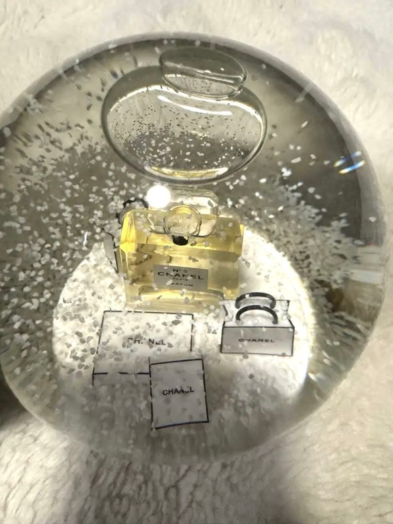 CHANEL シャネル　ノベルティ　スノードーム　No.5 箱付き