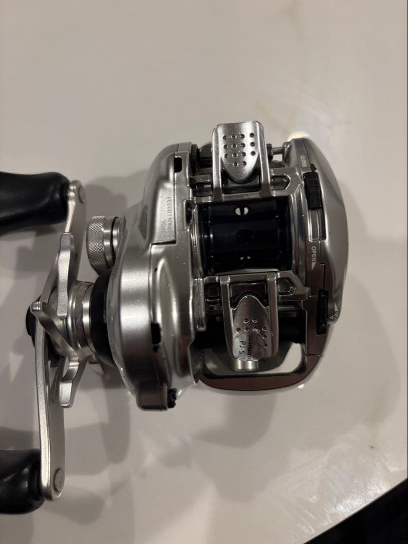 シマノ 16メタニウム MGL 左ハンドル 6.2 ノーマルギア｜中古