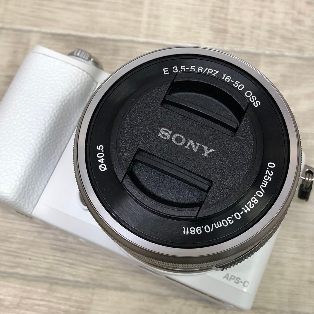 S*i様 SONY α5100 ミラーレス一眼カメラ ILCE-5100L ホワ