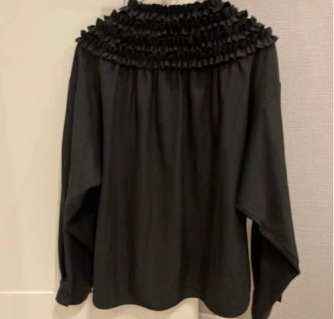 ロージーモンスター　裏起毛ミニフリルブラウス ブラック　フリー