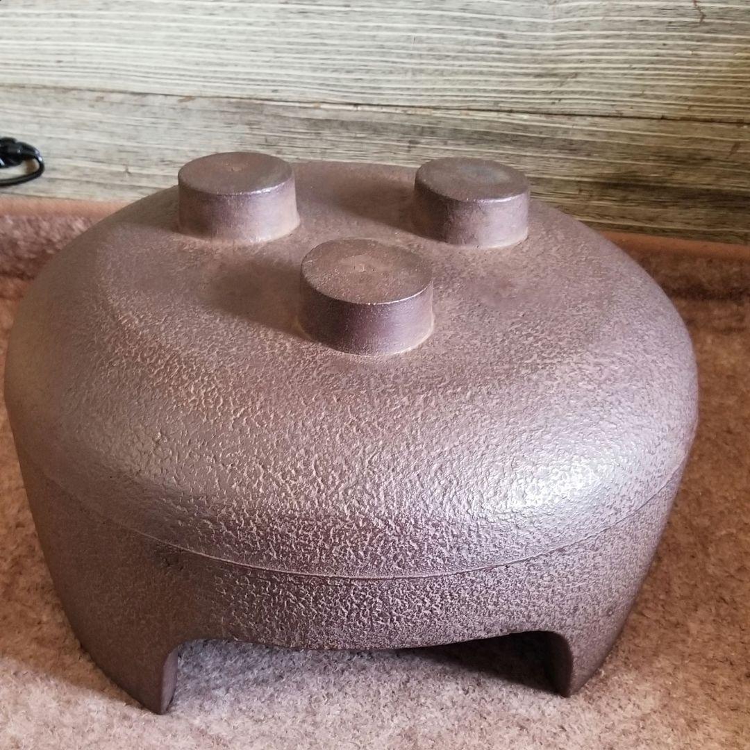 道安風炉 鉄製 名工 釜師藤兵衛作 桐箱 前瓦 敷瓦つき