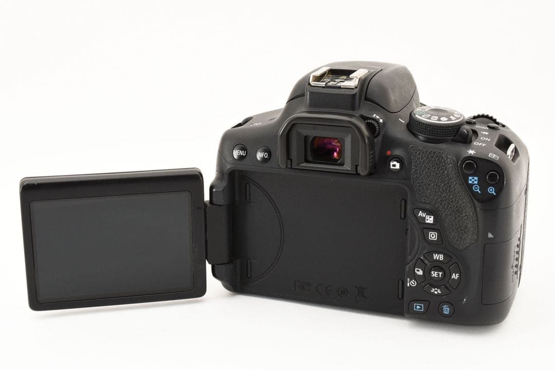 デジタル一眼レフカメラ Canon EOS Kiss X8i標準レンズセット