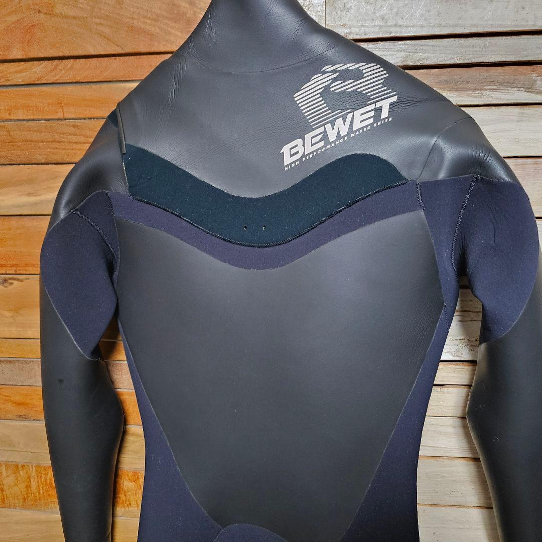 BEWET フルスーツ ウェットスーツ 黒 ノンジップ 裏地起毛 XL程？