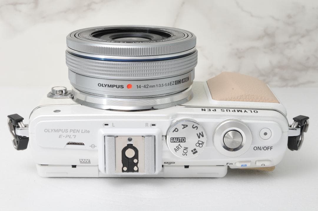 美品❣️OLYMPUS PEN E-PL7⭐️ダブルレンズ Wi-Fi ホワイト