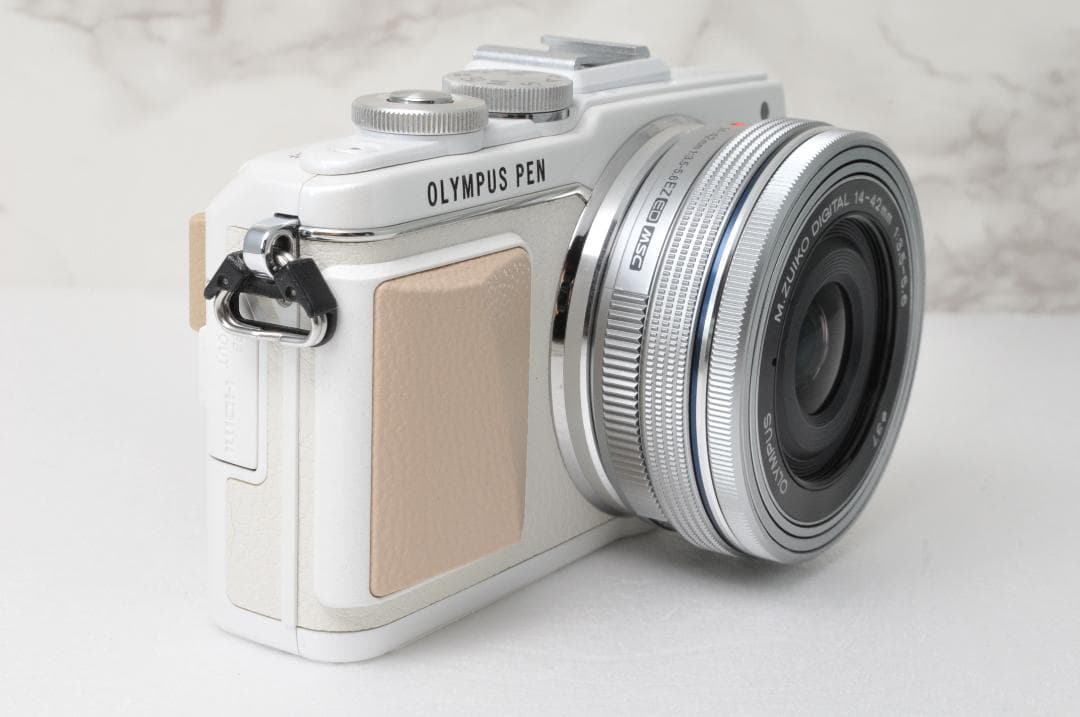 美品❣️OLYMPUS PEN E-PL7⭐️ダブルレンズ Wi-Fi ホワイト