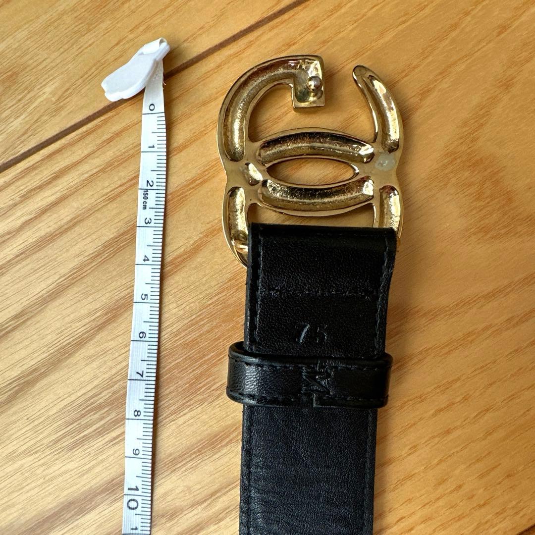 GUCCI ベルト　美品　ヴィンテージ　75 グッチ　黒　レディース　ロゴベルト