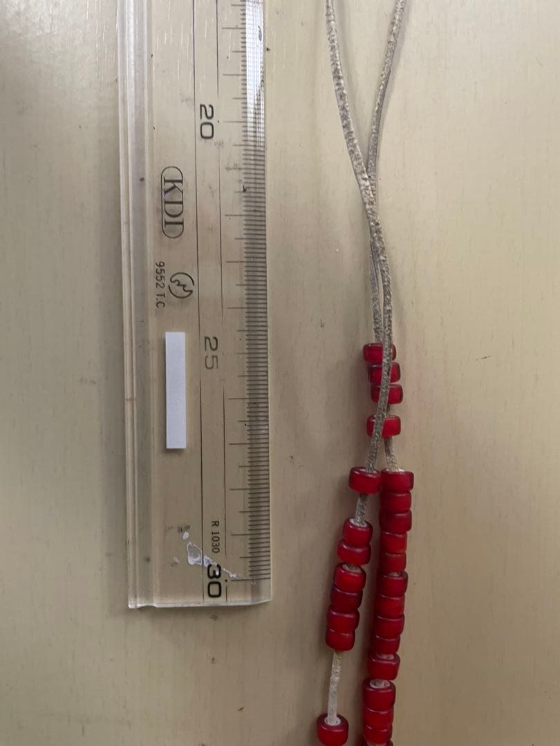 Special light ホワイトハーツ　ビーズネックレス　白✖︎赤