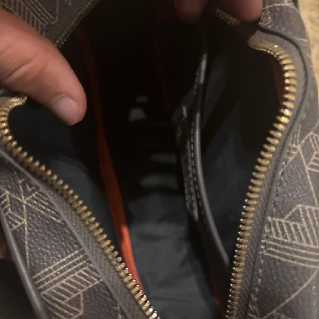 LACOSTE ショルダーバック