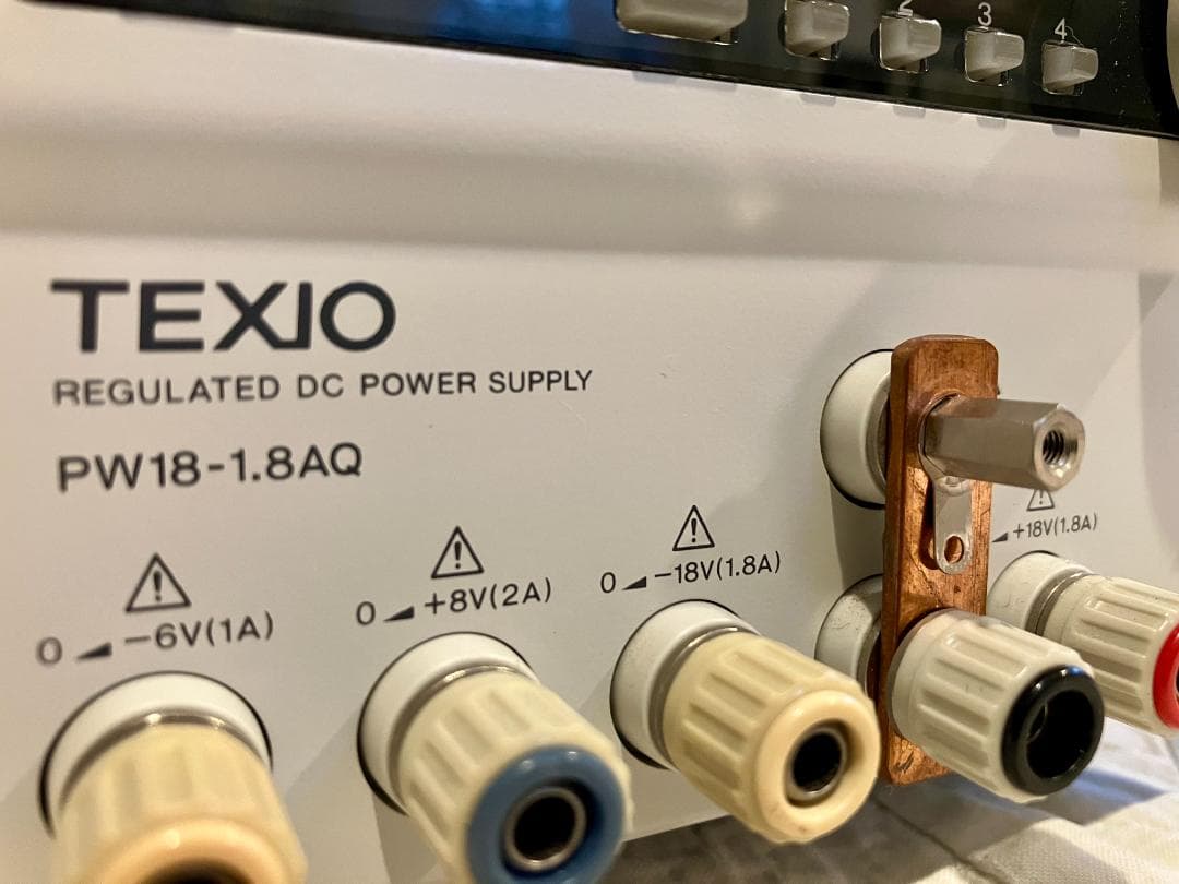 TEXIO 4-出力直流安定化電源 PW18-1.8AQ