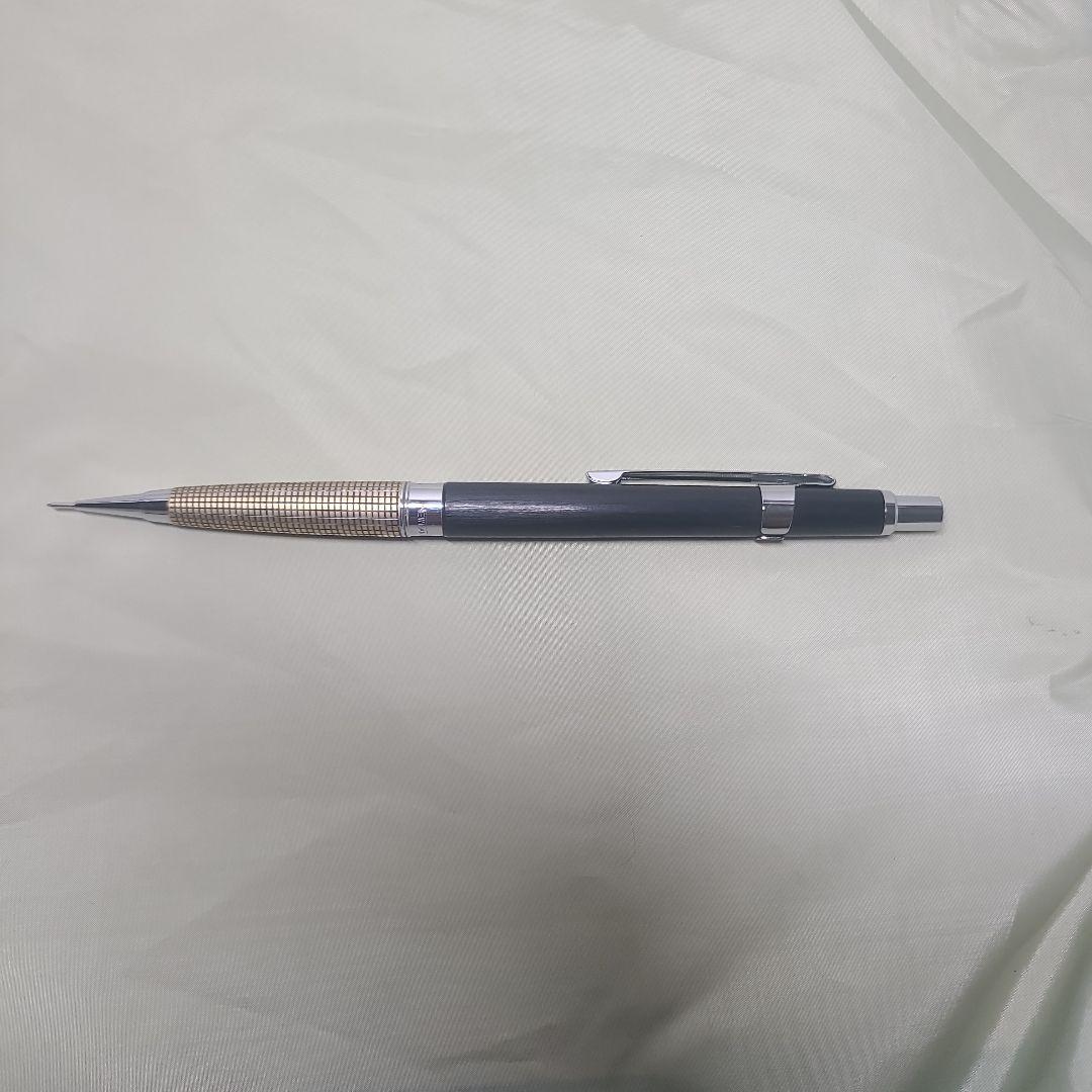 newman 製図用　格子柄　0.3　廃盤シャーペン