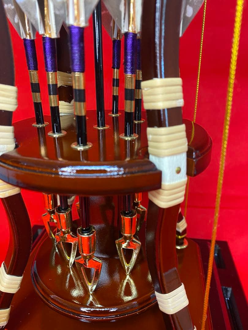 破魔弓　光鶴作　パノラマガラスケース・間口約２３×奥行約２３×高さ約３８㎝