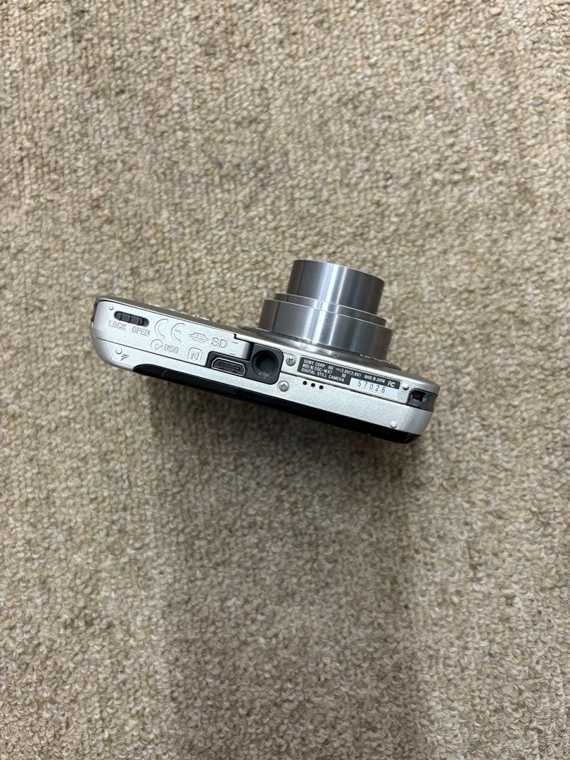 【美品】ソニー SONY DSC-WX7 コンデジ シルバー 動作品 純正品