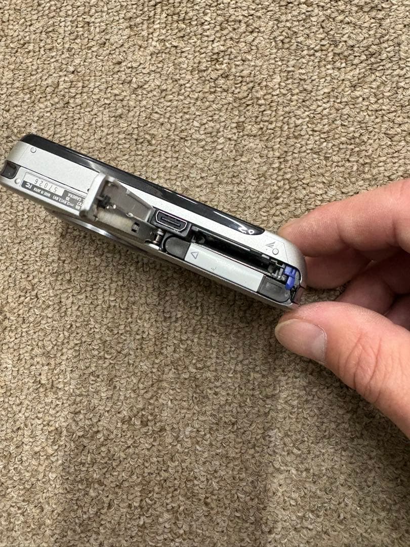 【美品】ソニー SONY DSC-WX7 コンデジ シルバー 動作品 純正品