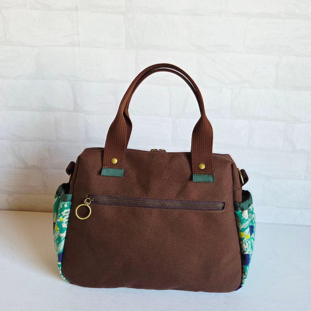 JUNE様　ポケットいっぱいトートバッグ(M)　ハンドメイド