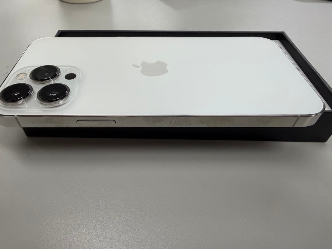 Apple iPhone 13 ProMAXシルバー 本体