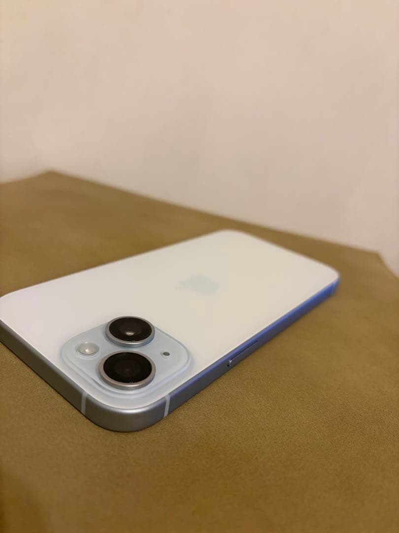 Apple iPhone 15 128GB 本体