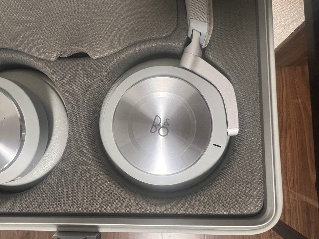 さBang&Olufsen× RIMOWA H9i ワイヤレスヘッドホン