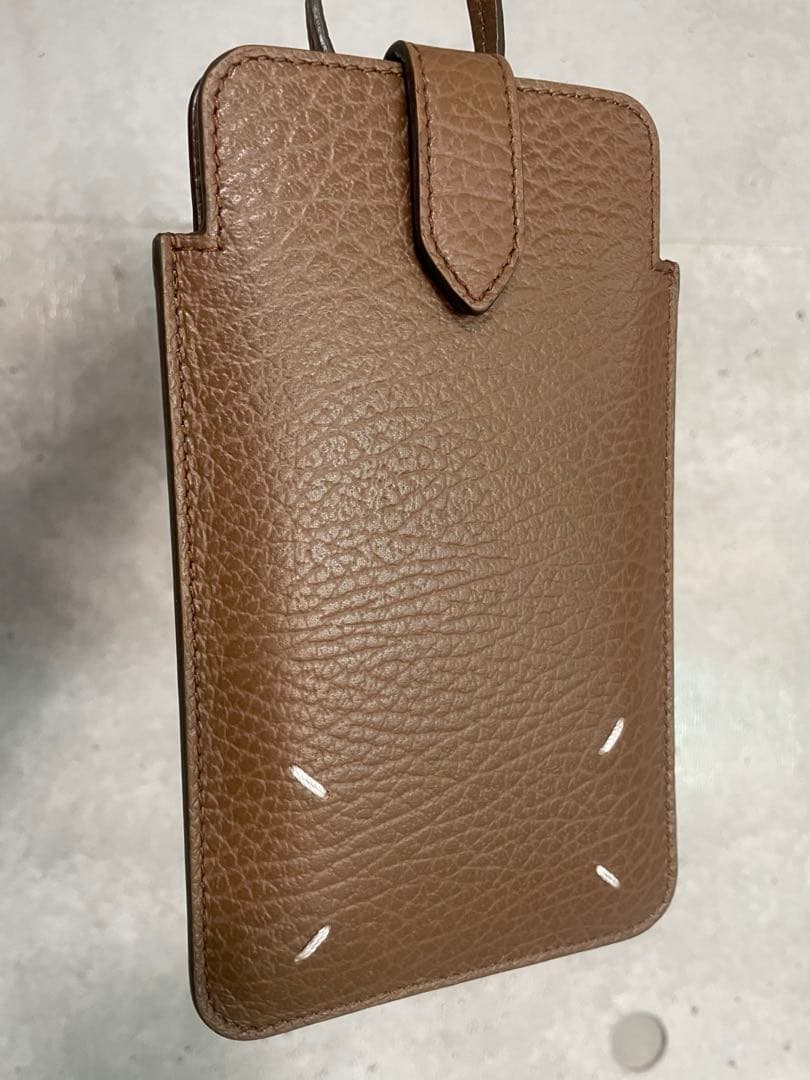 メゾンマルジェラ ステッチ スマホショルダーバッグ