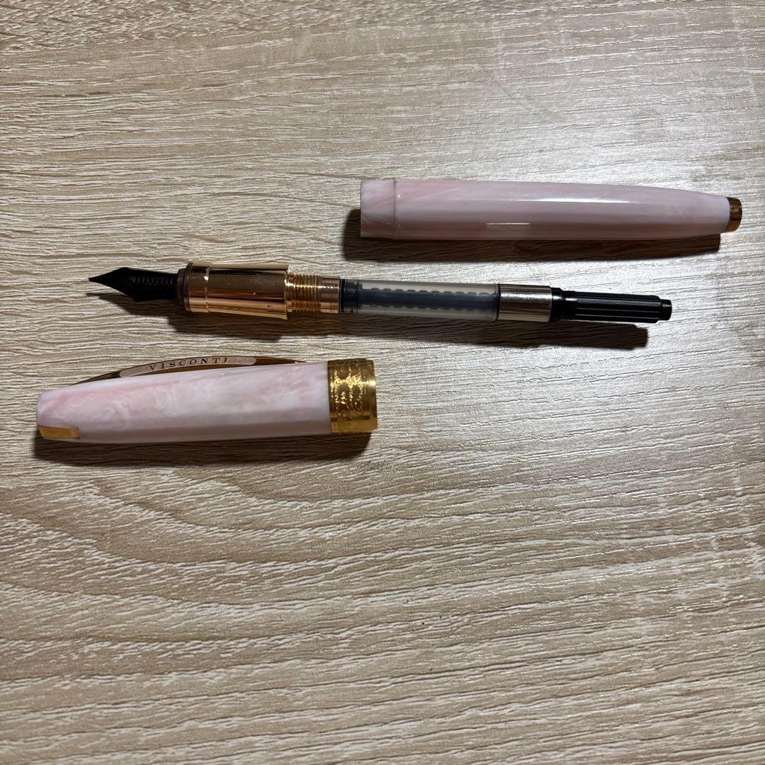 VISCONTI ピンク 万年筆