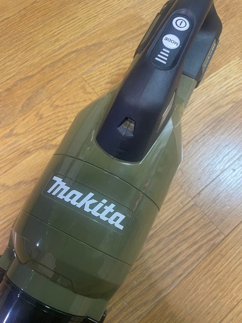 Makita スティッククリーナー CL003G