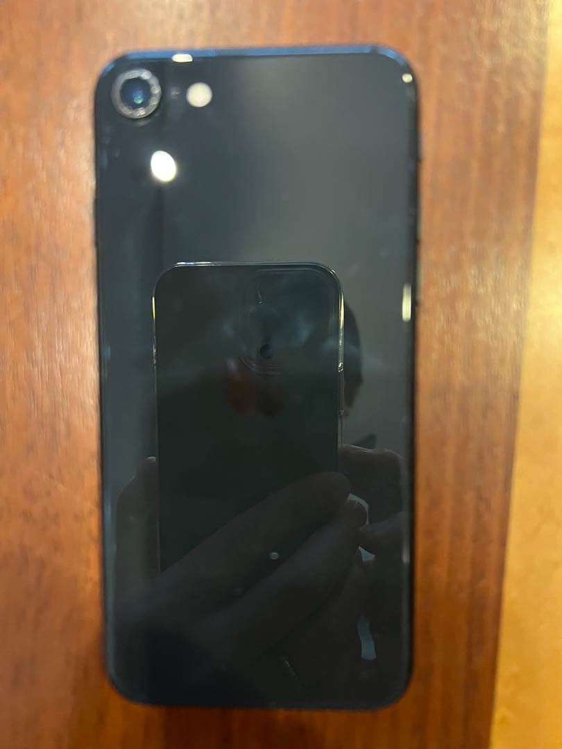 Apple iPhone SE (第2世代)ブラック