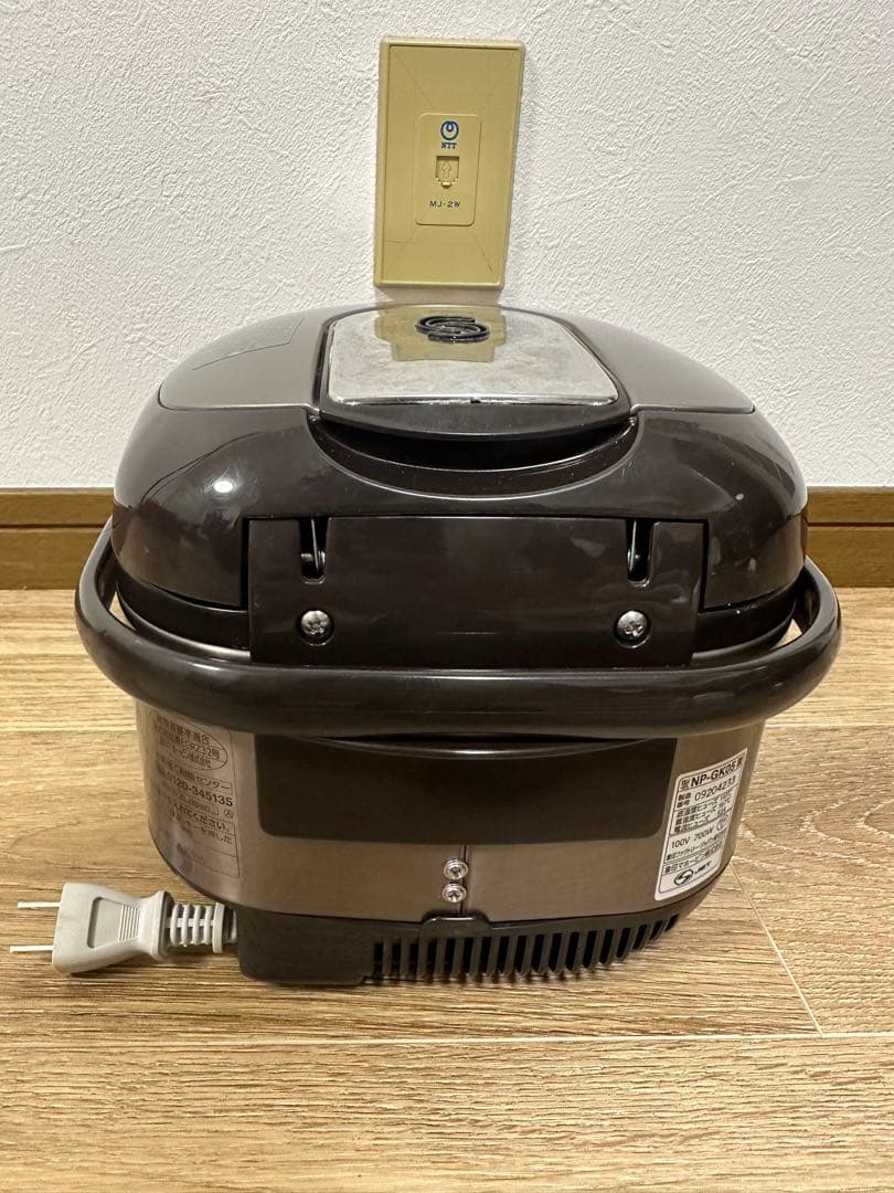象印 ZOJIRUSHI 炊飯ジャー 極め炊き NP-GK05 2022年製