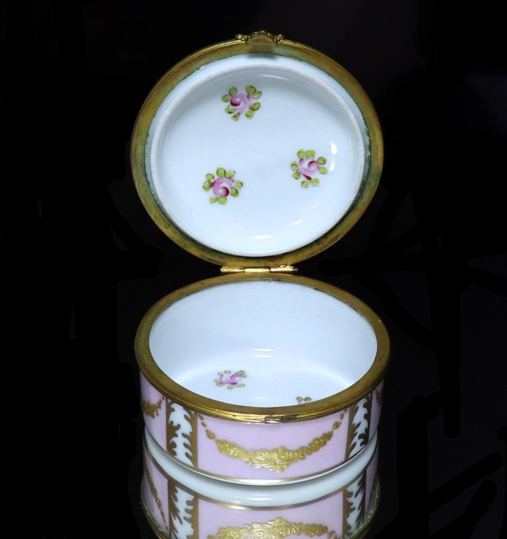 オールド・バカラ 美術館級 金彩エナメル薔薇文ブロンズオパーリンクリスタル製蓋物