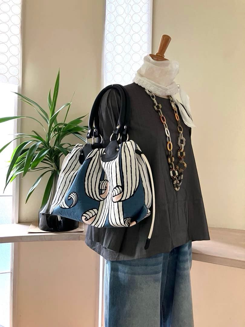 ハンドメイド swing巾着バッグ