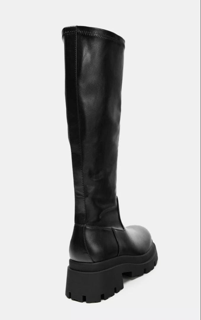 にこ　　ZARA プラットフォームニーハイブーツ　39