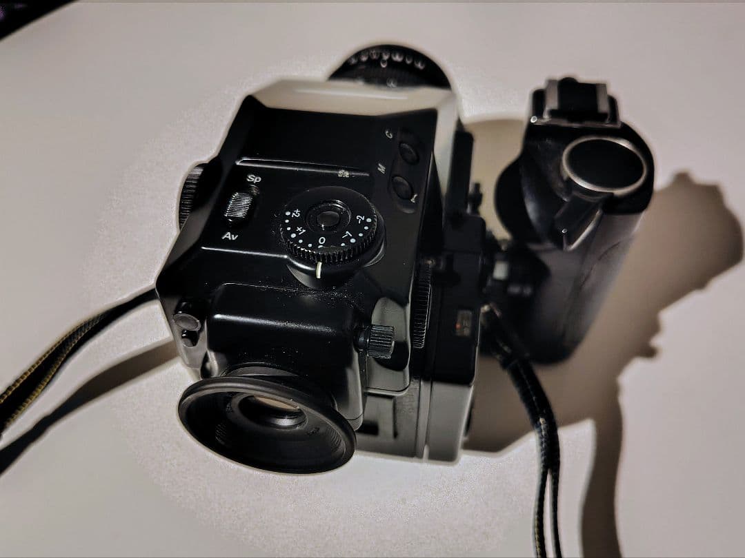 フィルムカメラ Zenza Bronica ETR Si + ZENZANON-PE 75mm