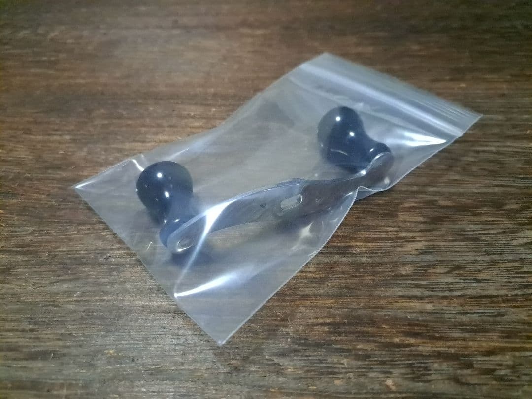 ザウルス　バルサ50　カスタムハンドル　シルバー × ブラックノブ