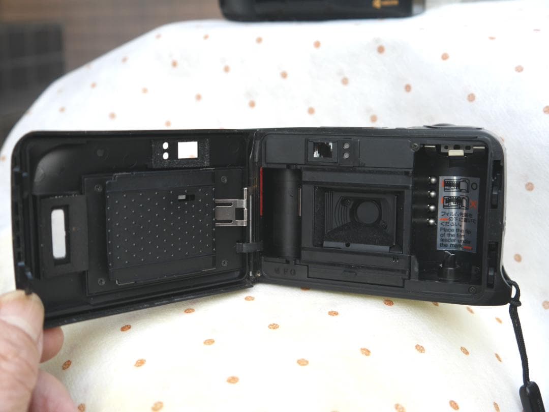 KYOCERA Slim T 京セラ スリムT　動作品　「M」