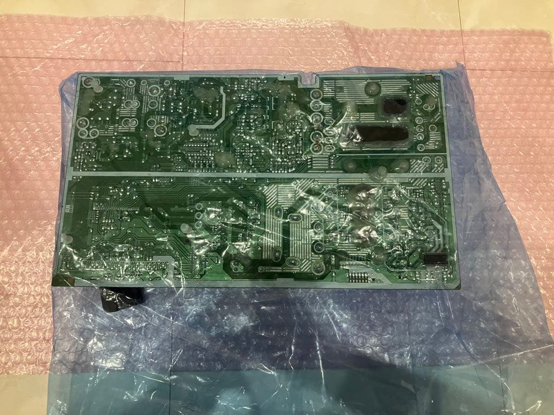 日立エアコン　白くまくんRAS-VL63E2(W)の基盤