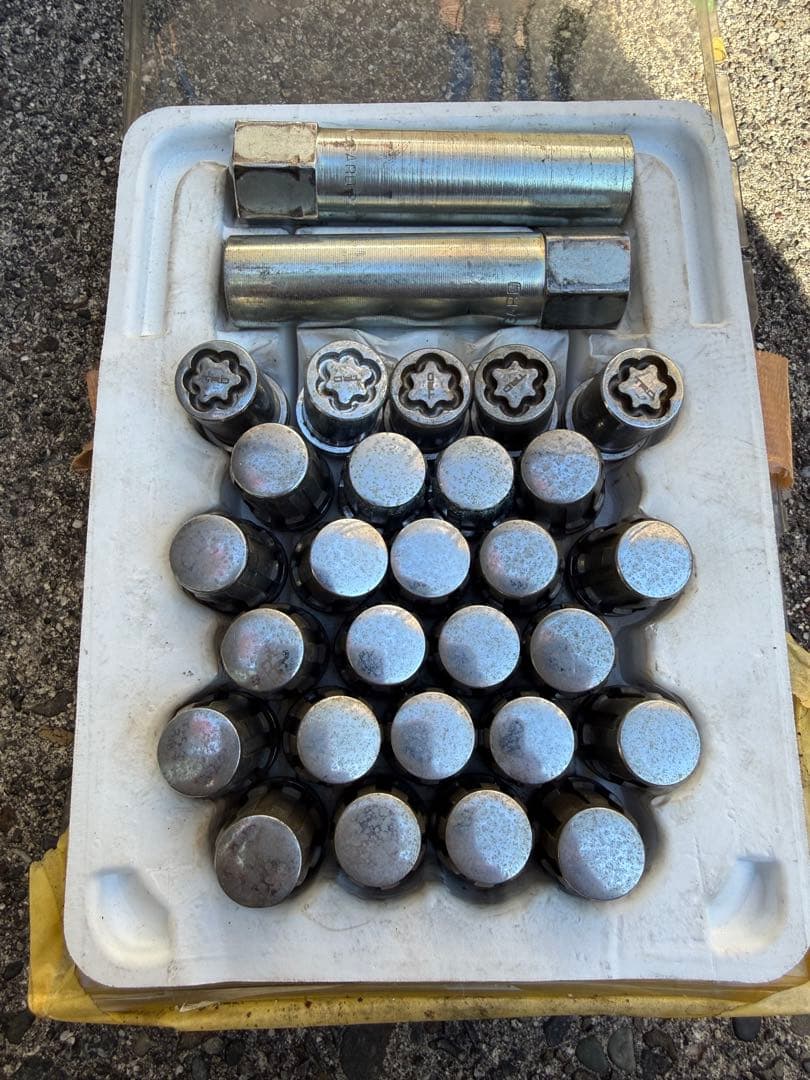 US TRD 純正16インチ タイヤ・ホイールセット５本セット