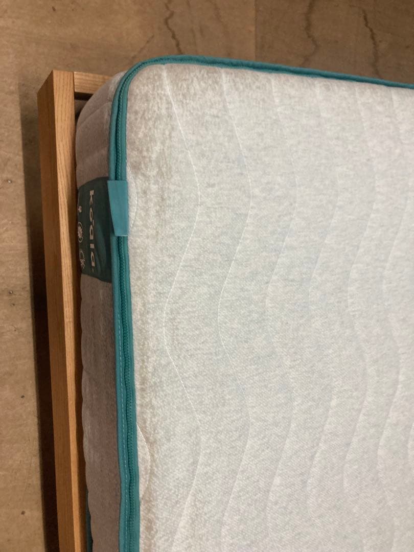 ⑤（在庫処分セール）コアラマットレスPlas プラス【クイーン】