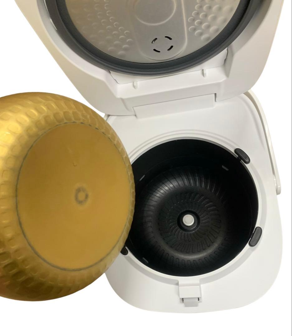 美品 2024年製 TOSHIBA 炊飯器 3合炊き RC-5E2X ホワイト