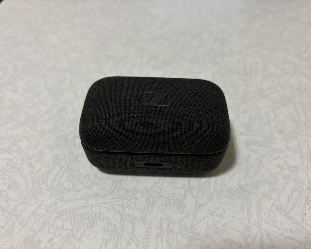 Sennheiser MOMENTUM TrueWireless 4　ケースのみ