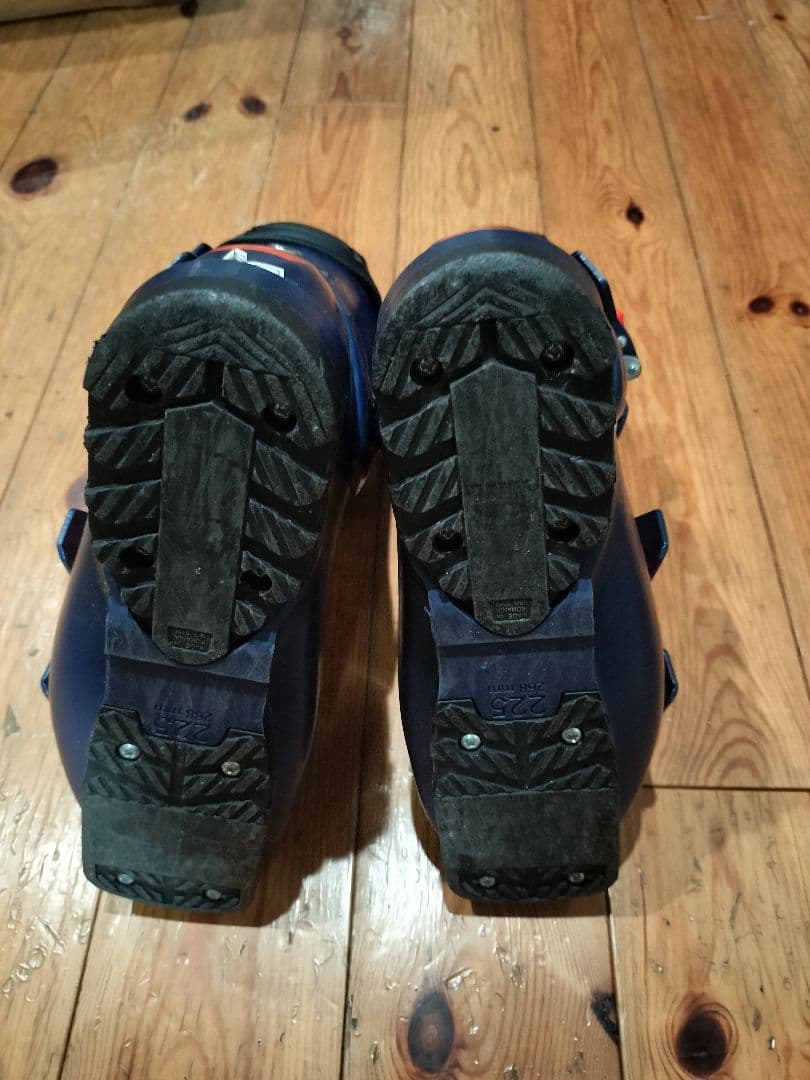 スキー靴　ブーツ　ラング LANGE RSJ65