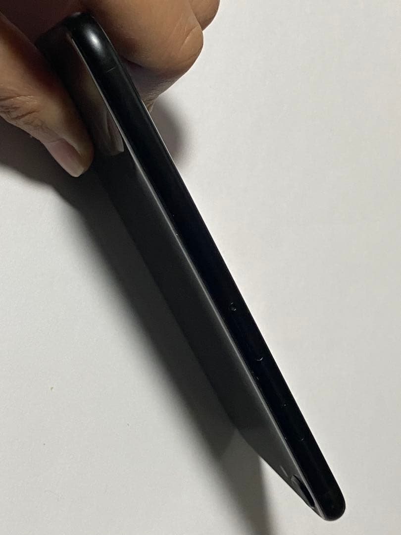 Apple iPhone SE第二世代 SE2 128GB スペースブラック