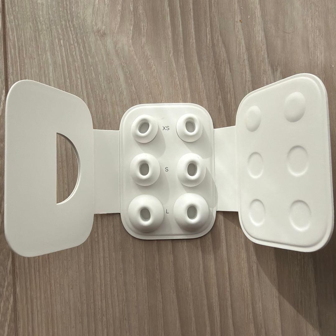 【セール】AirPods Pro 第二世代　ライトニング