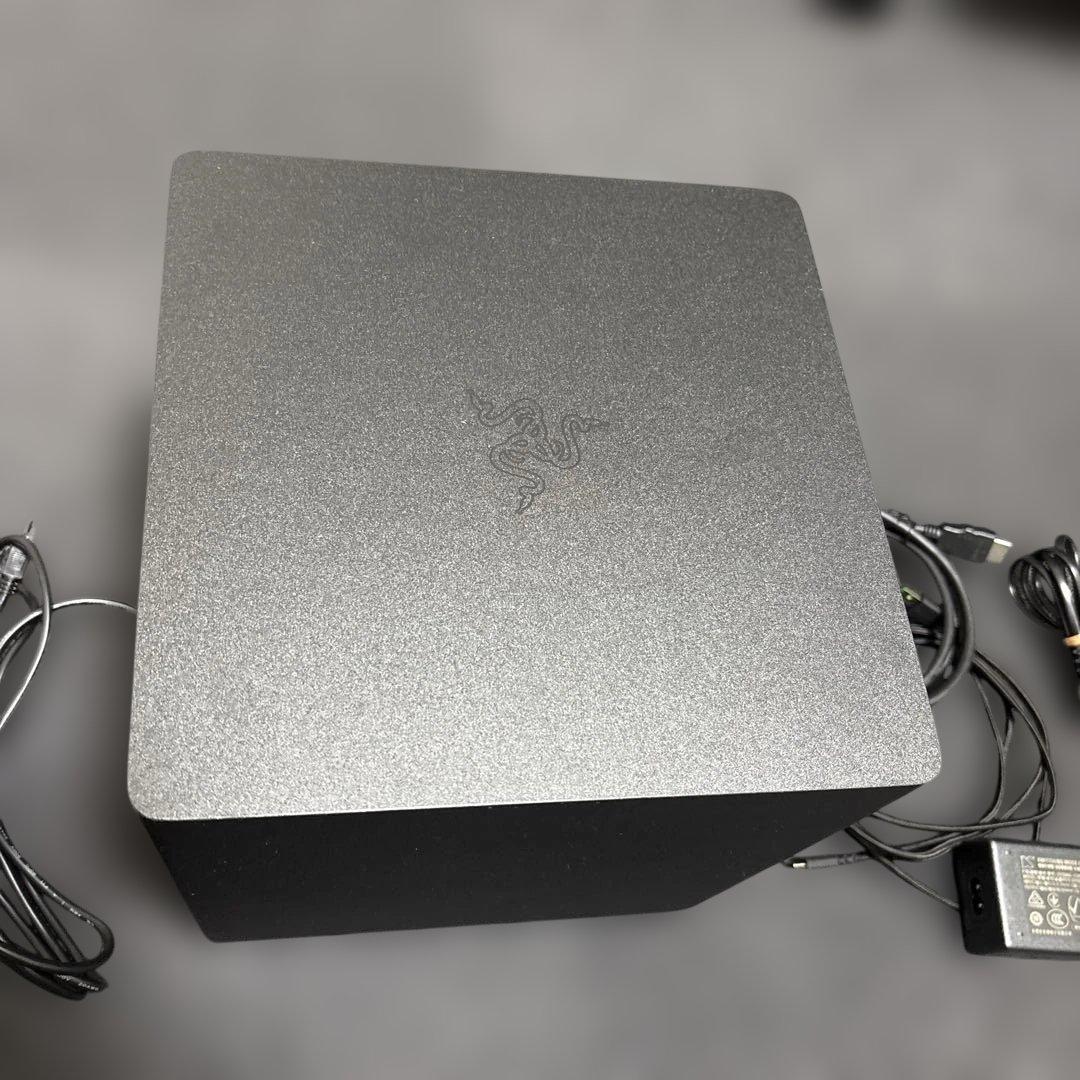 RAZER LEVIATHAN V2 スピーカー　サブウーファー