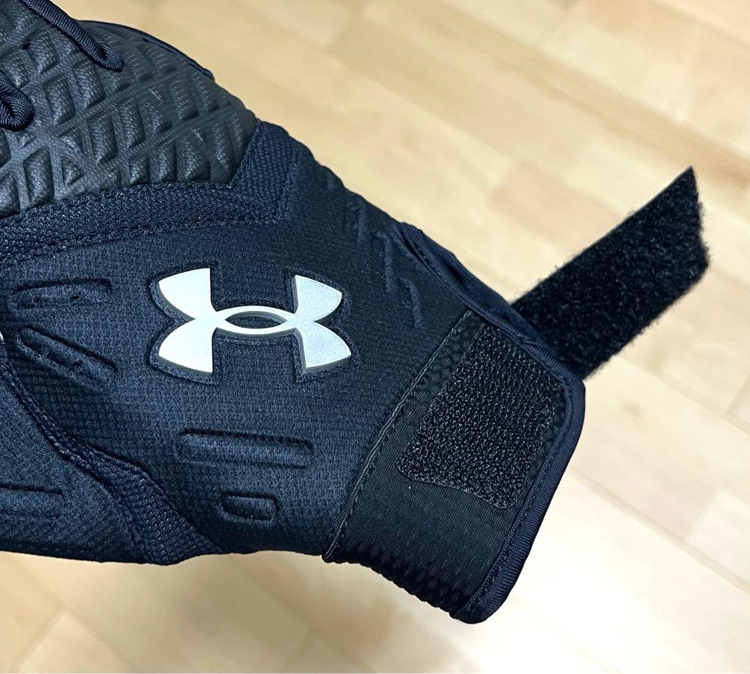 【美品】アンダーアーマー COMBAT 6 アメフト グローブ