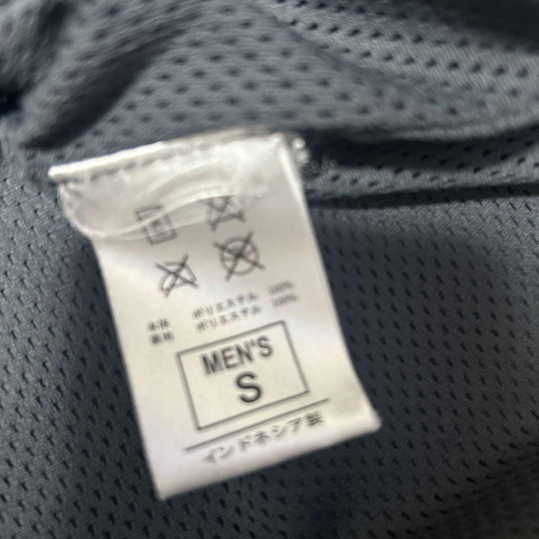 Manchester united vodafone ナイロンジャケット　ピステ