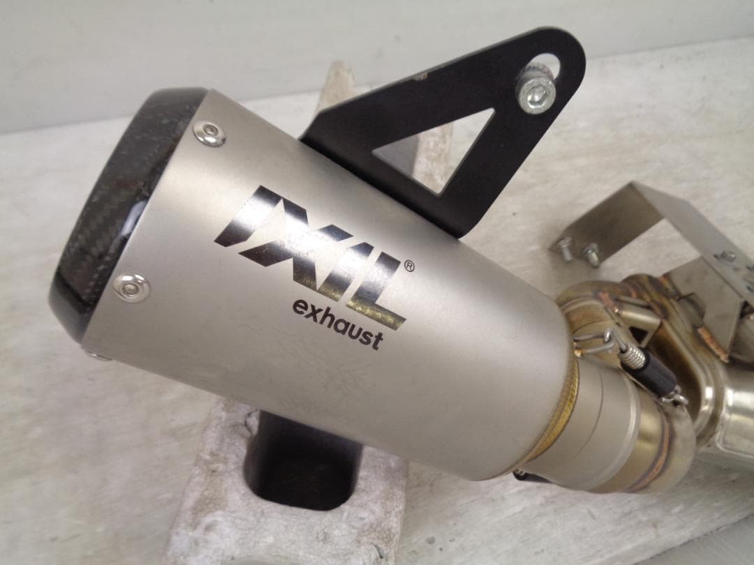 ハーレー X350 23-25 イクシル レースエクストリーム マフラー