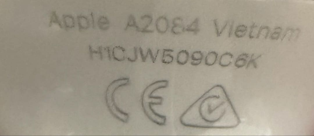 AirPods Pro 第一世代　ワイヤレス充電ケース付き MWP22J/A