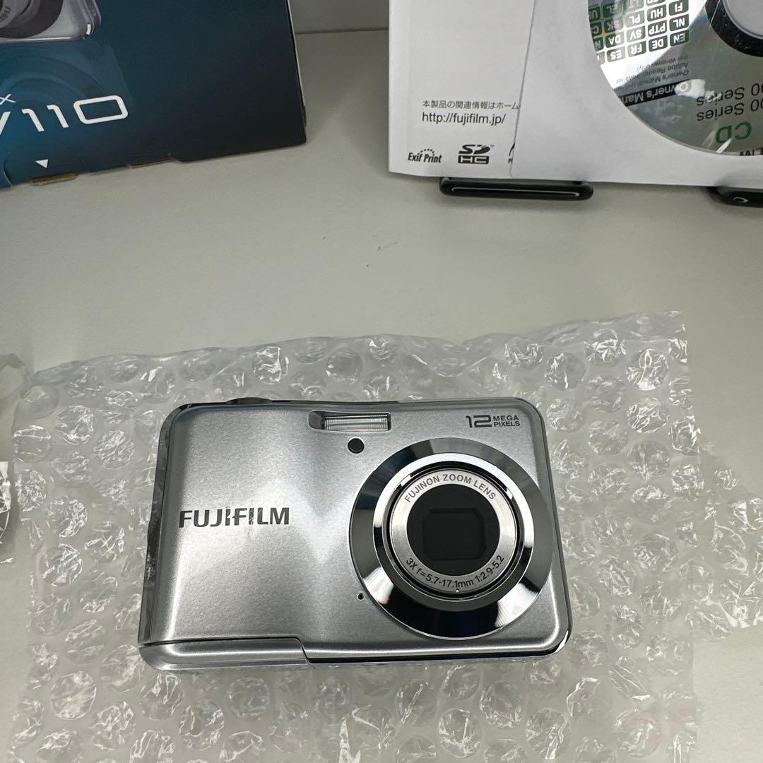 FUJIFILM FINEPIX AV110 シルバー