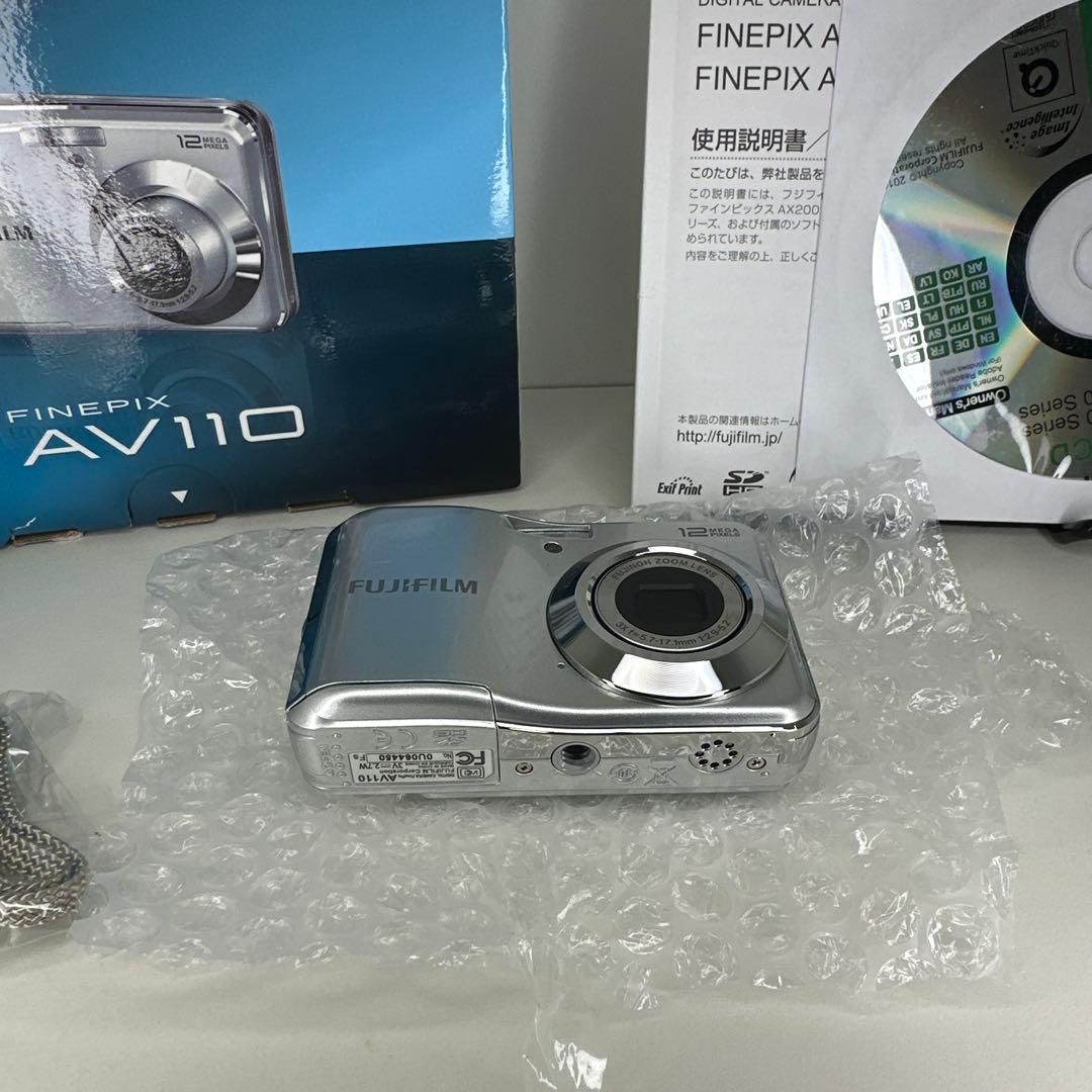 FUJIFILM FINEPIX AV110 シルバー