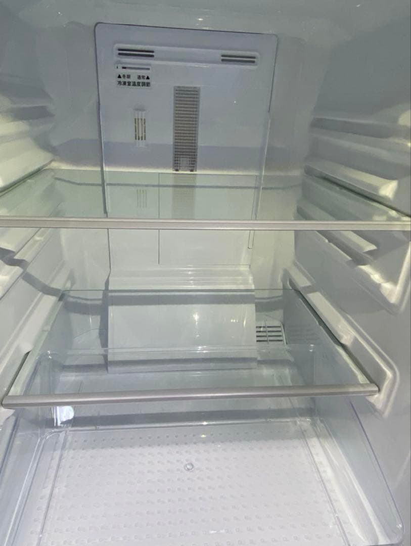 SHARP ノンフロン　冷凍冷蔵庫　SJ-D14E-S 2019年製　137L